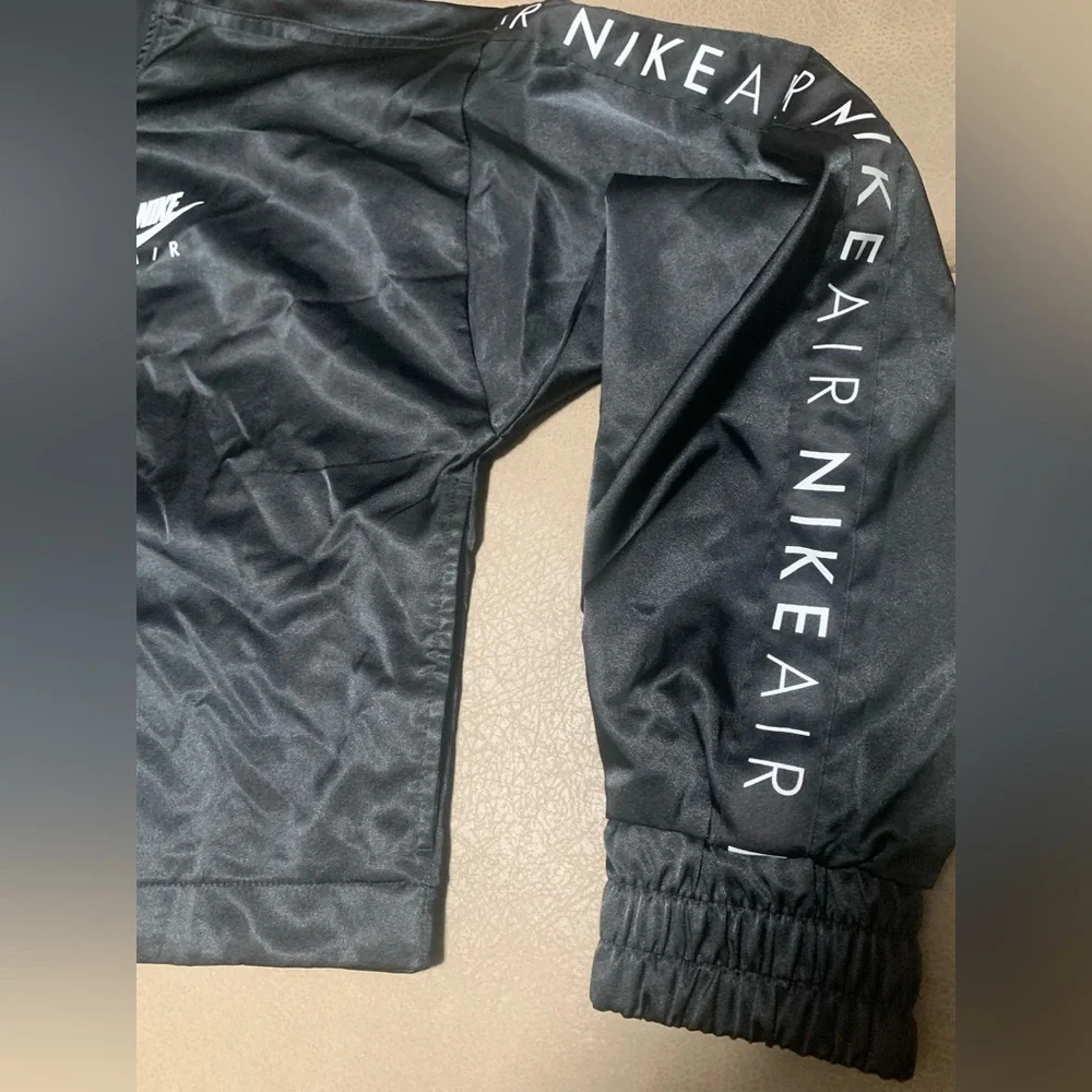Nike Air Womens Black Satin Crop Zip Up Active Track Jacket NWOT Size Small - Picture 7 of 13